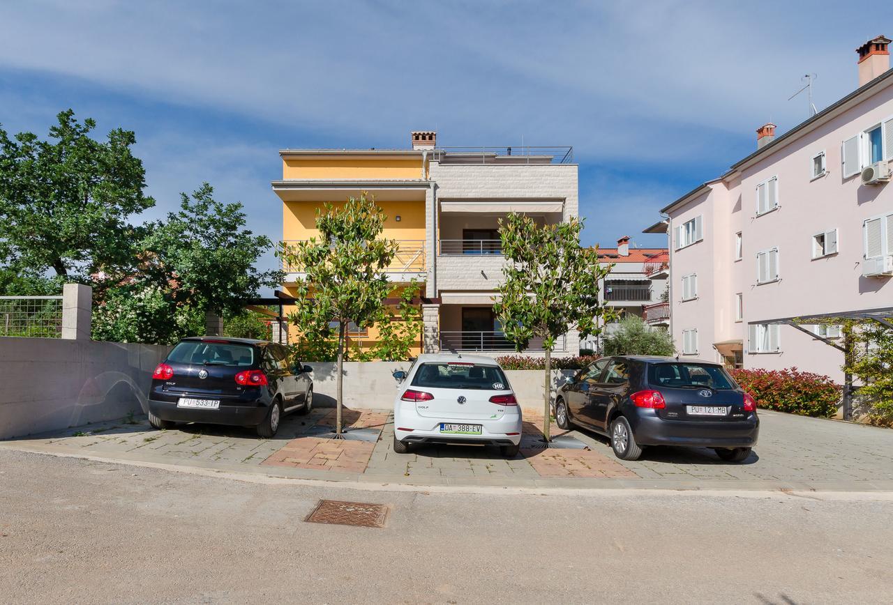 Apartment Goran Ρόβινι Εξωτερικό φωτογραφία