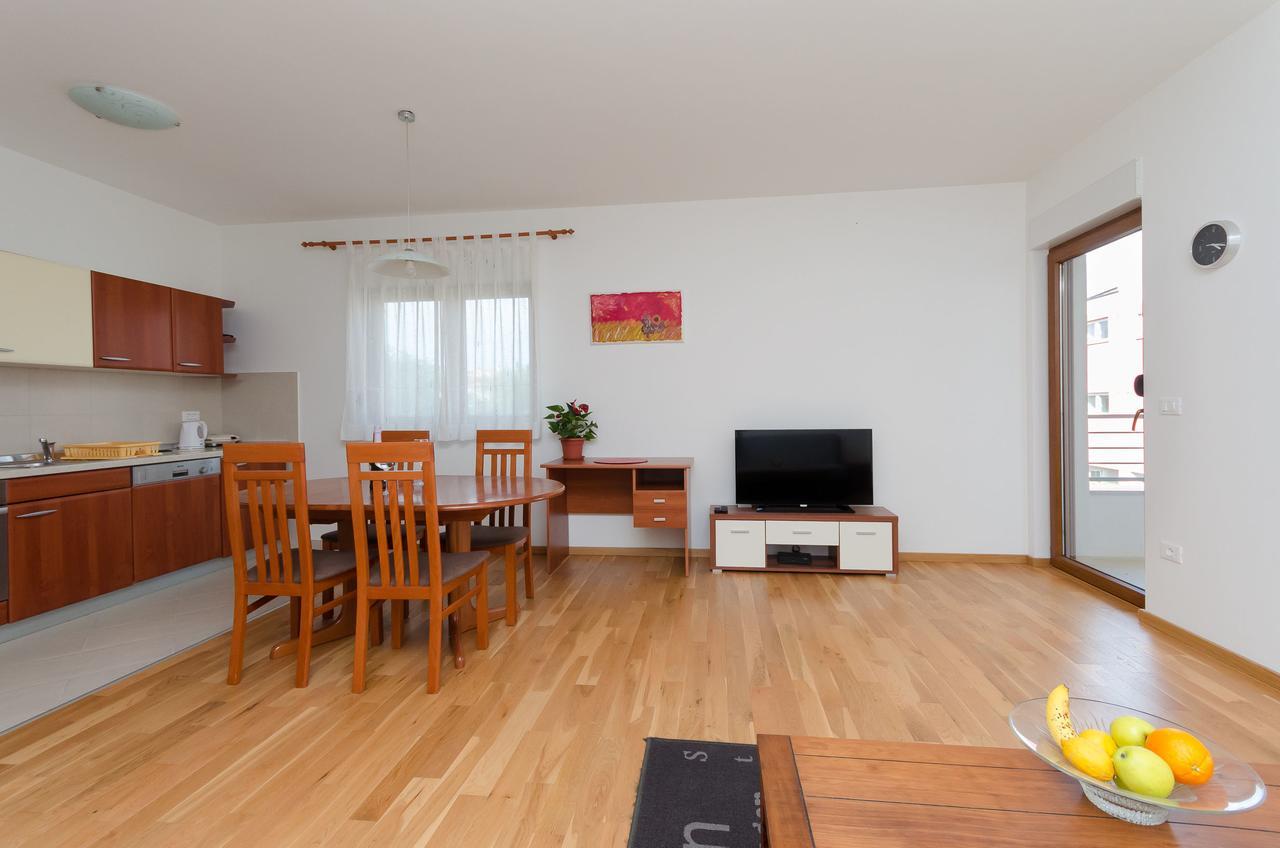Apartment Goran Ρόβινι Εξωτερικό φωτογραφία