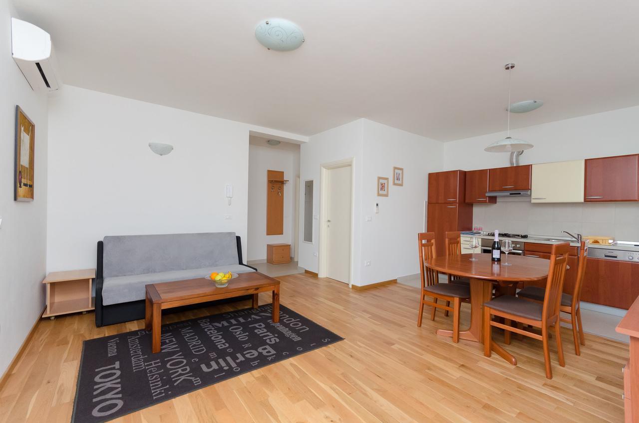 Apartment Goran Ρόβινι Εξωτερικό φωτογραφία